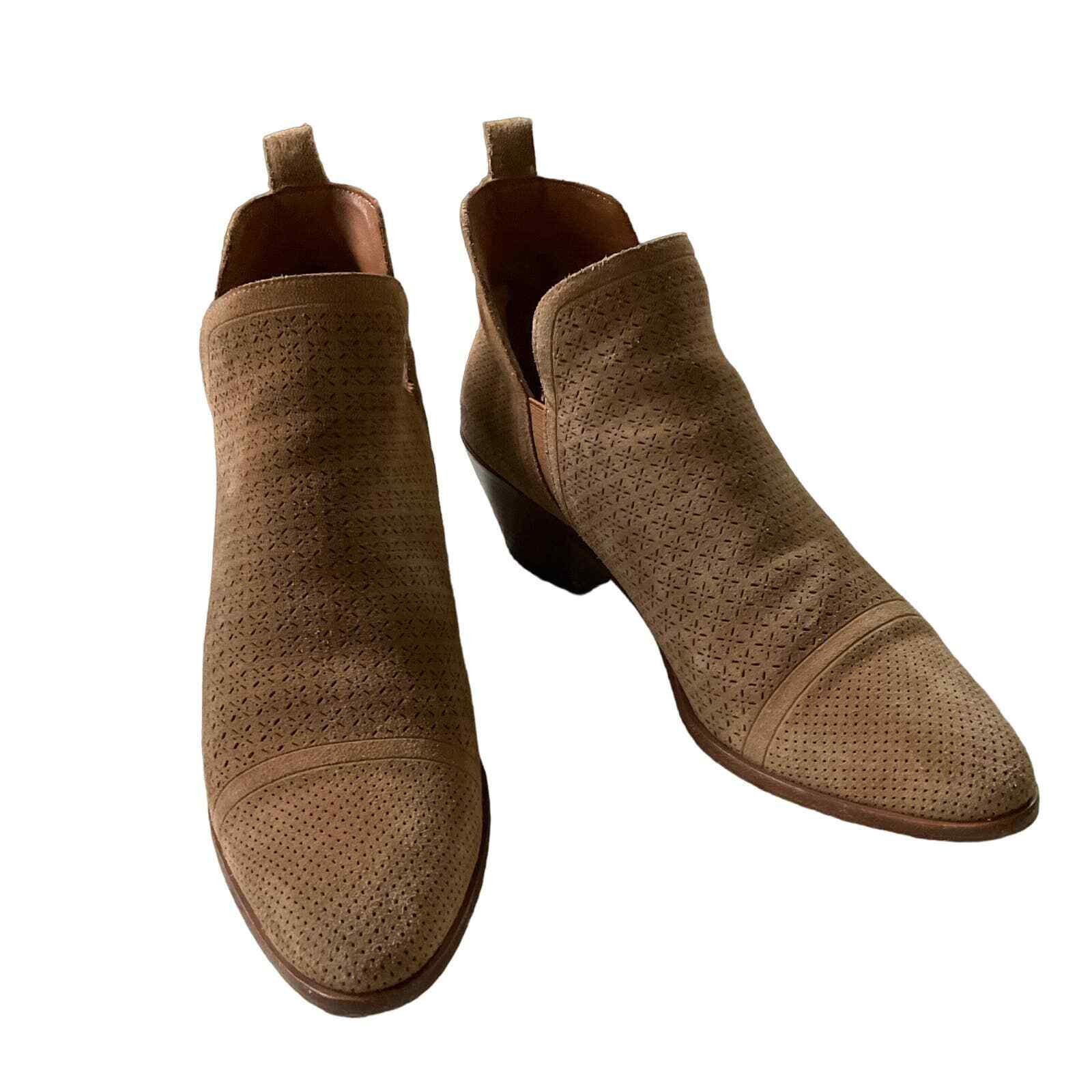Sigerson Morrison Textured Slip On Boots Booties Camel Tan SZ Euro 38.5 US 8