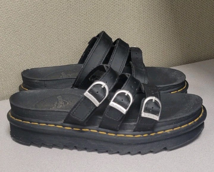 Dr Martens Blaire Slide Black Leather Platform Sandals Women 9 buckle adjustable
