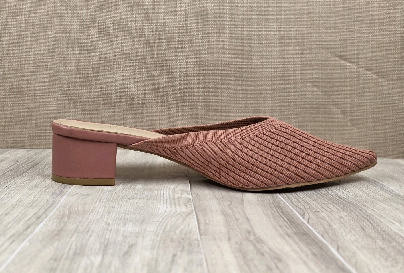 TIJN Women’s Size 9 Pointed Toe Coral Pink Mules Chunky Heel Life Is Art Shoes