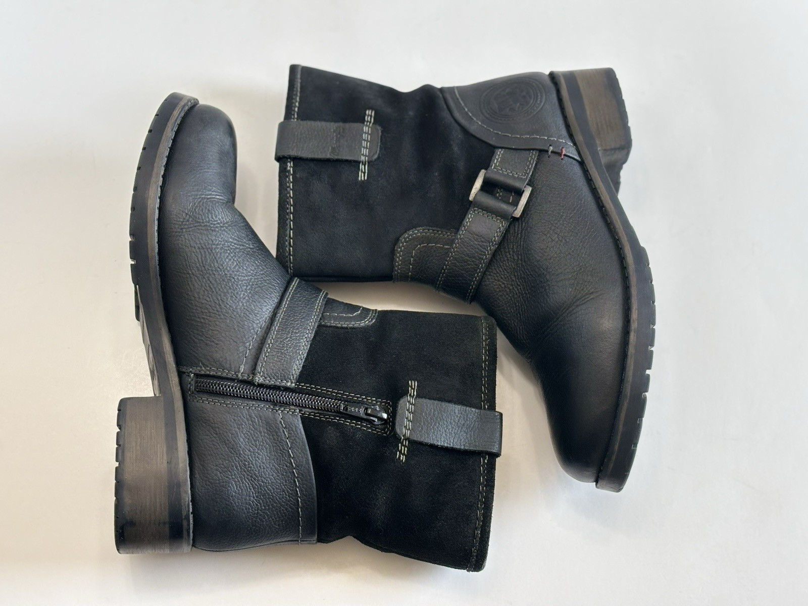 WRANGLER Women’s 7.5 Black Leather Strap Buckle Lined Moto Biker Ankle Boots