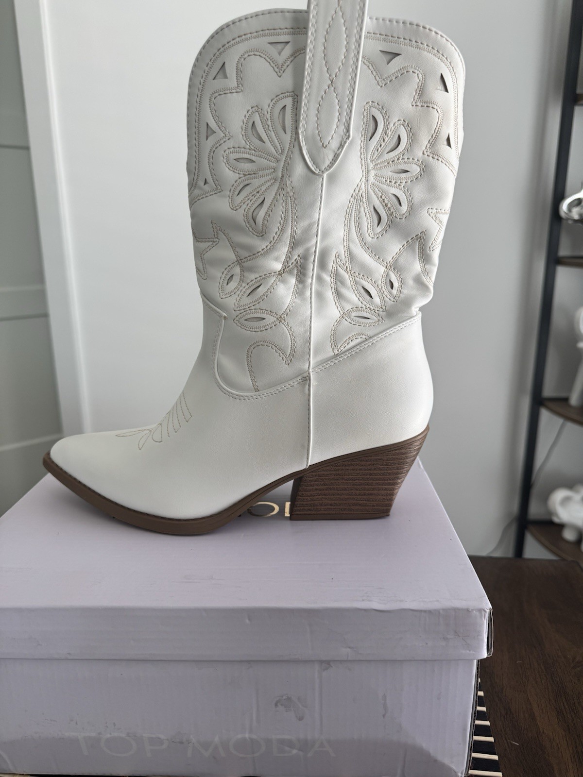 Top Moda ELK-46 Women’s White Western Knee High Boots Embroidered Zip 10