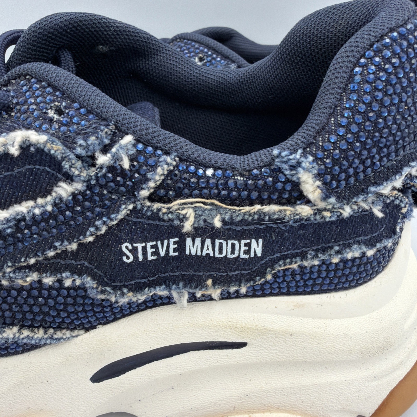 Steve Madden Designer Wmns Sz 8.5 M Permit Luxury Rhinestone Dark Blue Sneakers