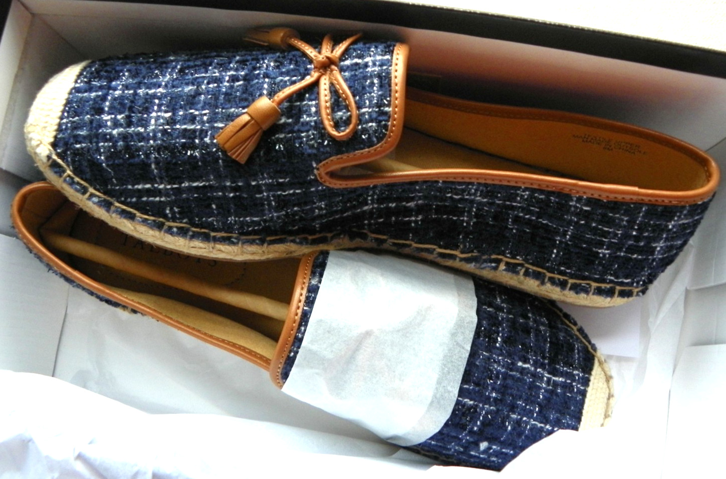 TALBOTS Indigo Blue Textile – size 8 Women’s Shoes