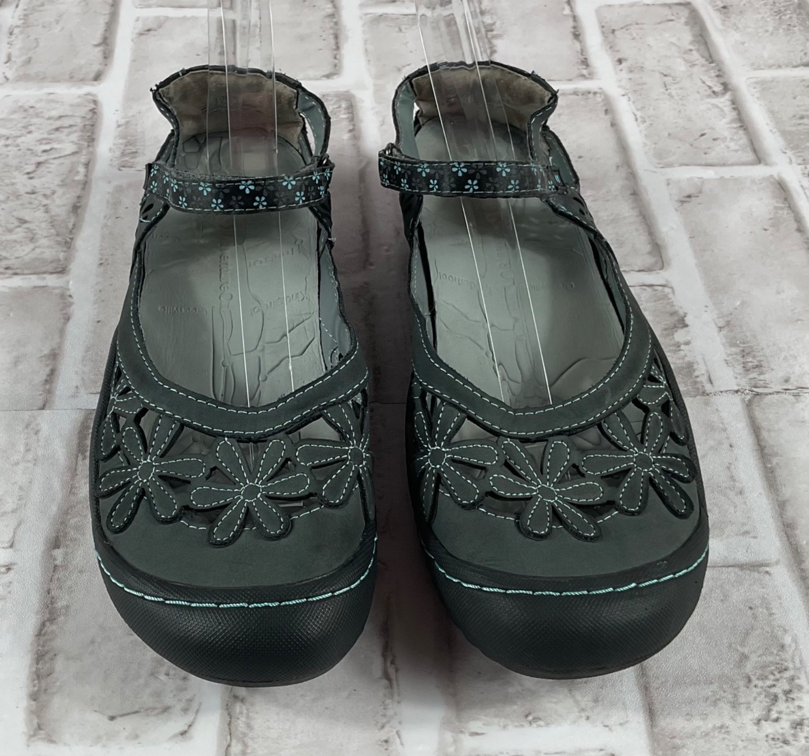 Jambu J-41 Womens Shoes Sz 10 M Gray Floral Cut Outs Mary Jane Slip-On Straps