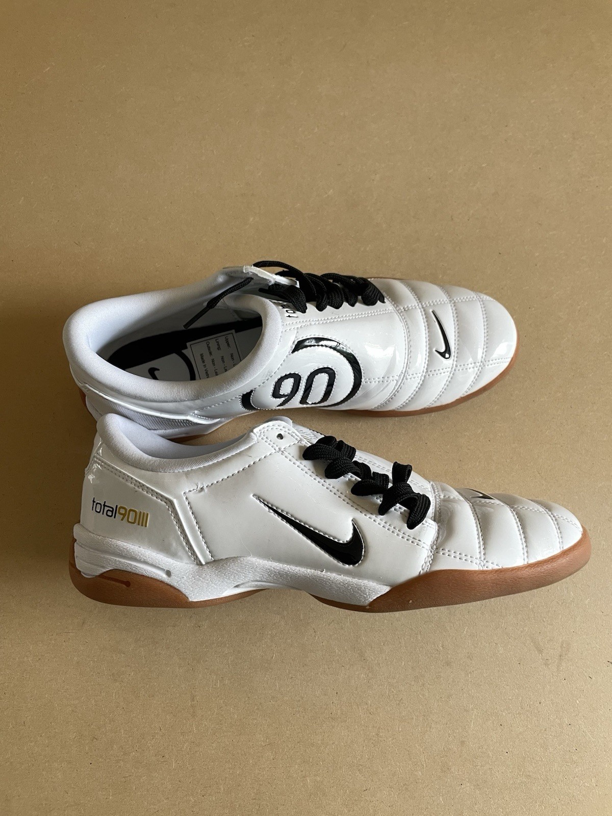 Nike Total 90 US9 Womens Indoor Soccer Shoes White Metallic Gold IB5666-100