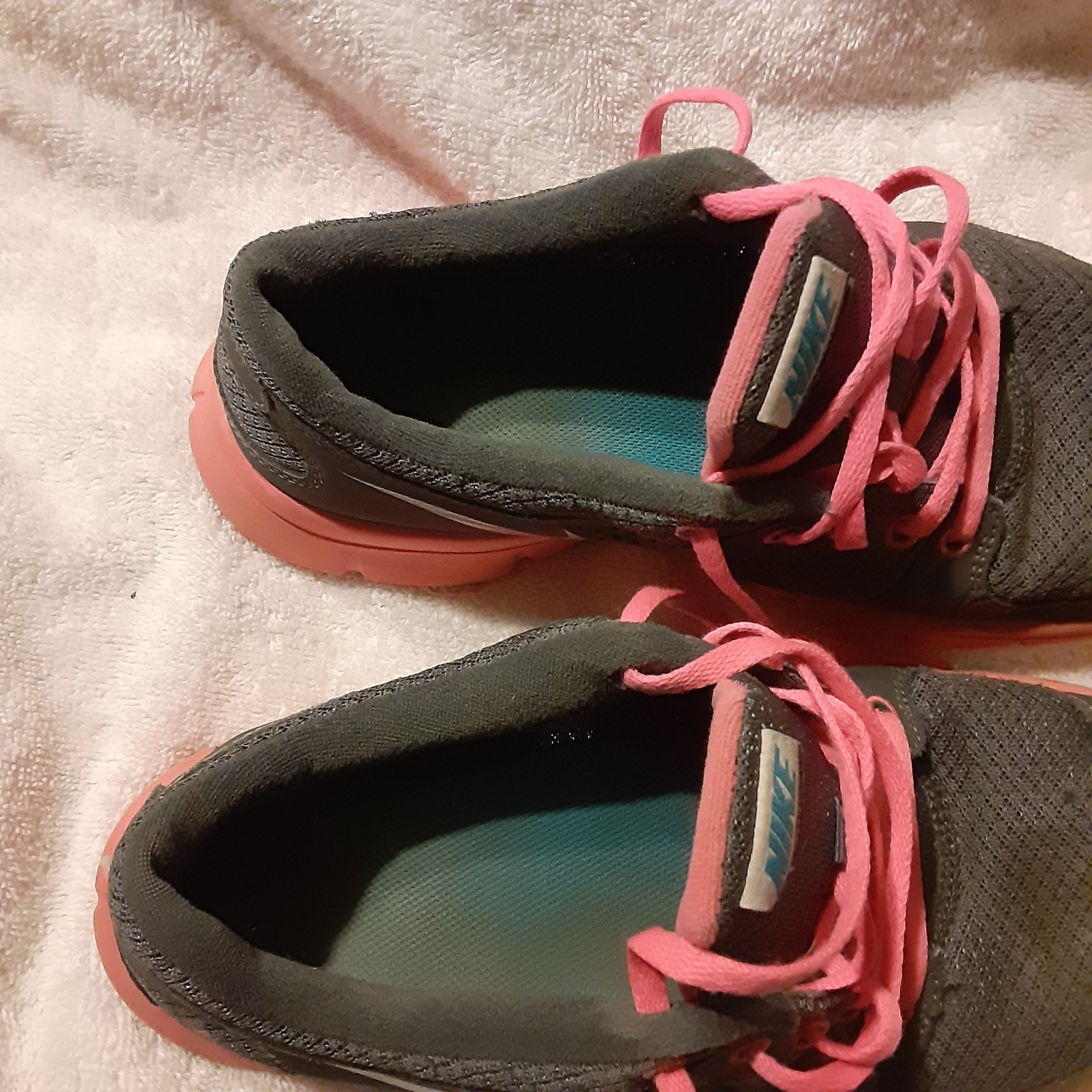 Nike Flex Experience RN Gray Pink Womens US Size 8 525754-007 Running Shoes