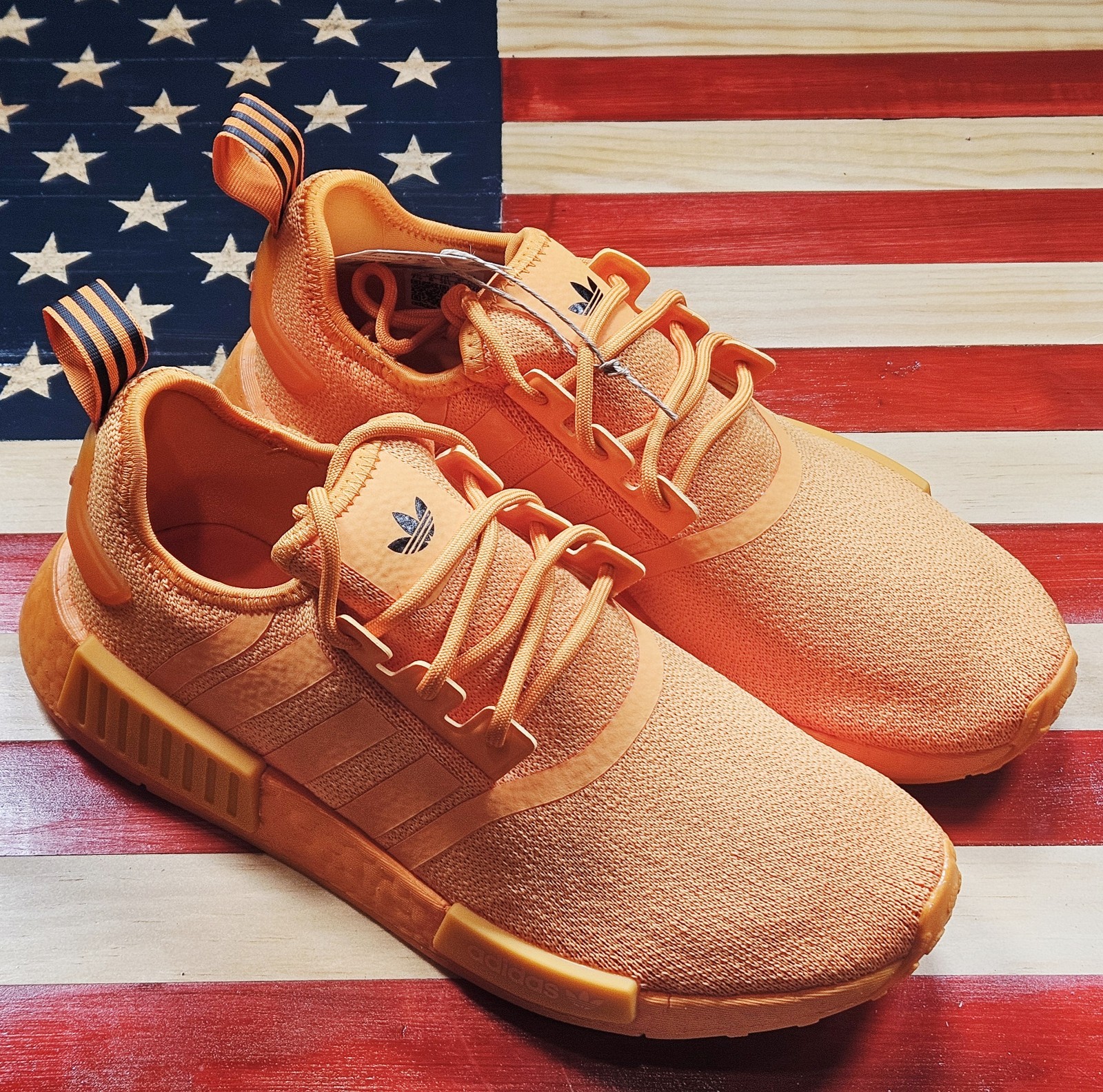 Adidas NMD R1 Women’s Running Shoes Bright Orange MSRP $150 [GV9439]