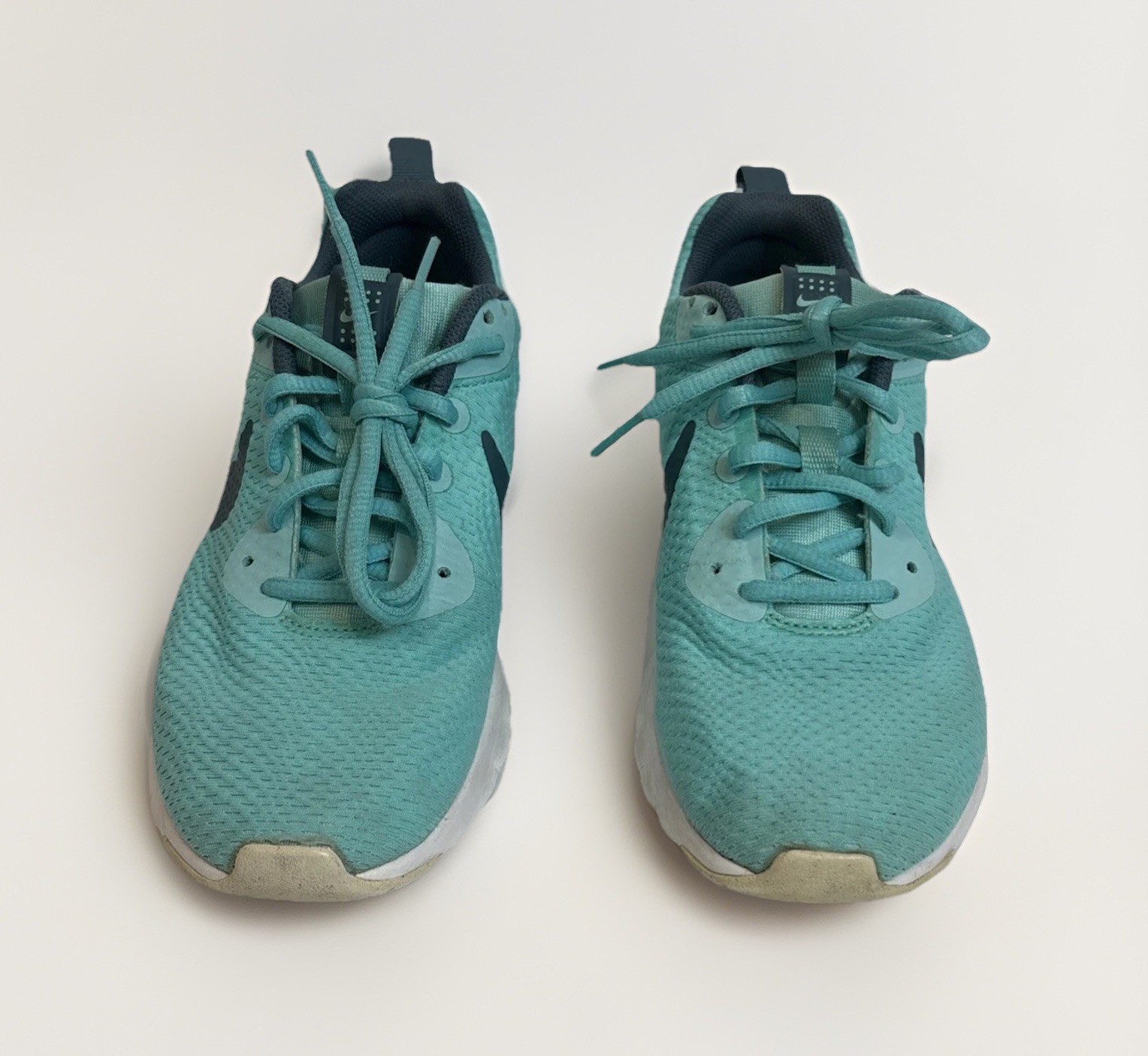 Nike Air Max Motion Running Sneakers Women’s Size 7.5 Teal Blue 833662-300