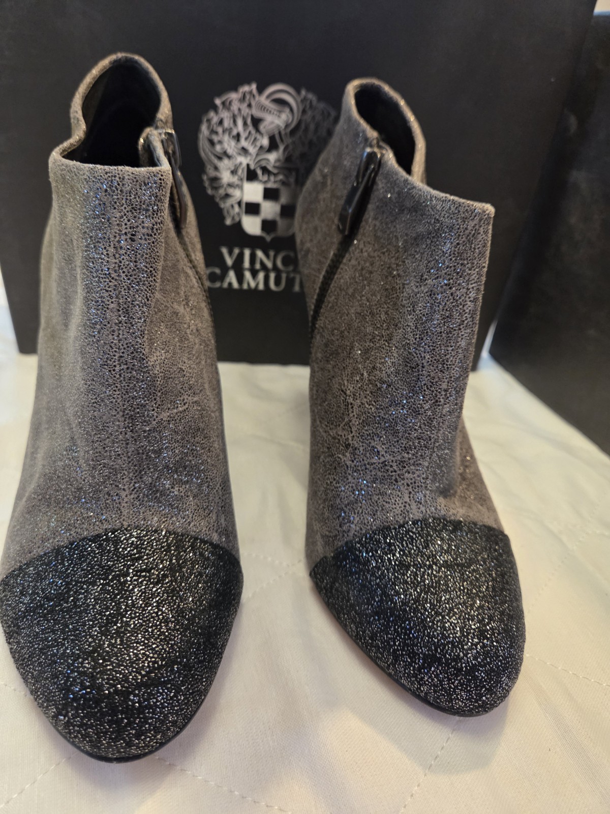 New Vince Camuto Amoby2 Ankle Booties leather sparkle black and gray size 8.5