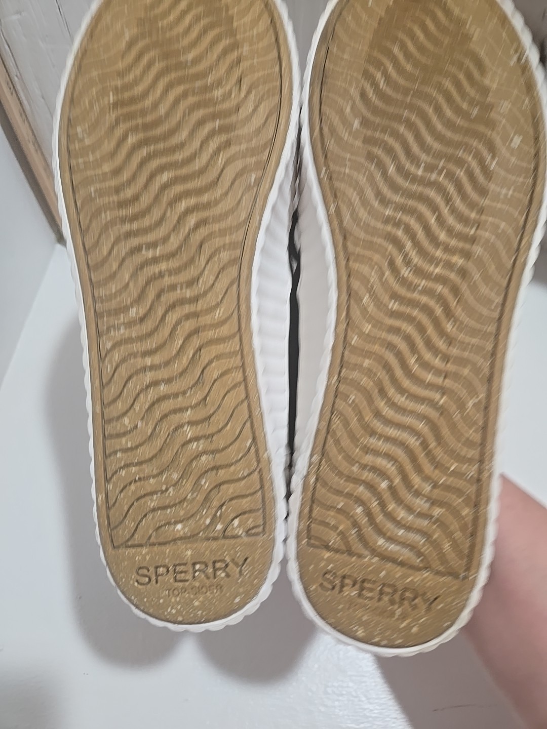 Sperry SIZE 9 Women’s, Pier Wave Boat Platform Sneaker Box29