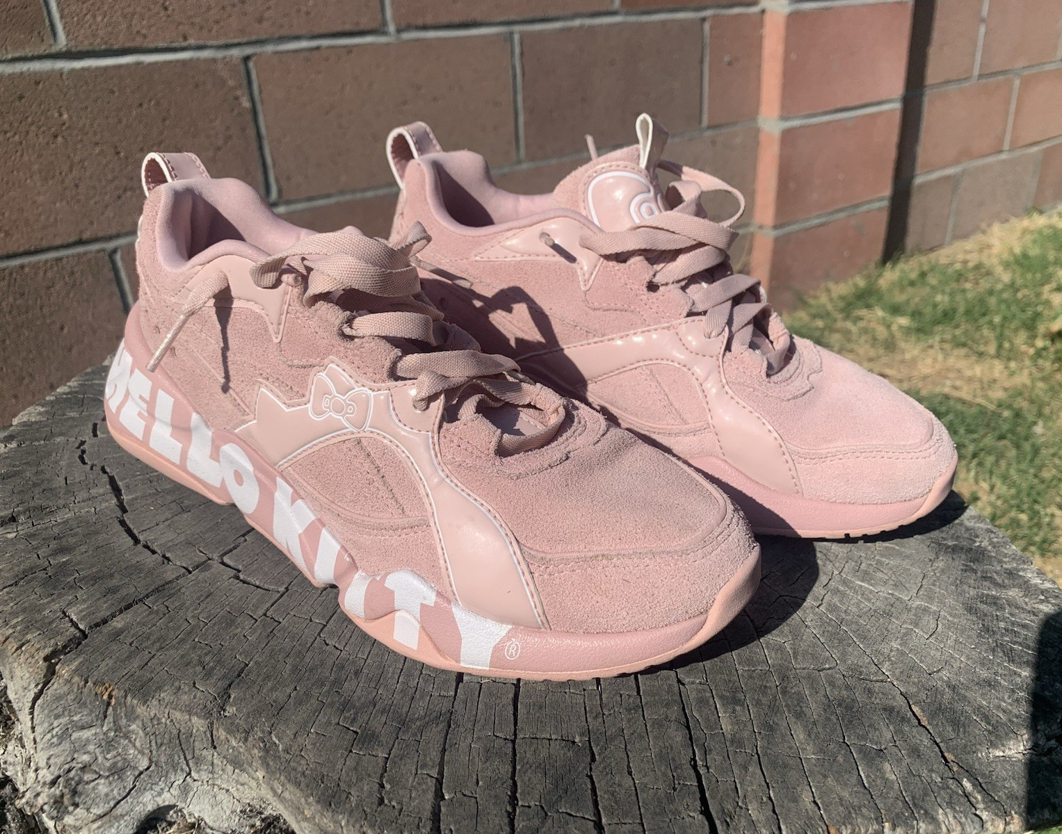 PUMA x Hello Kitty Nova 2 Women’s Sneakers Pink/White 372327-01