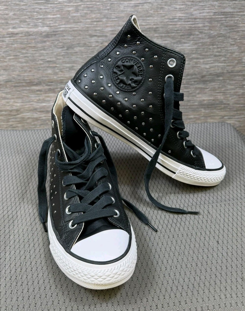 Converse Chuck Taylor All Star 2 Shoes Womens 9 Black Leather Studded 561682C