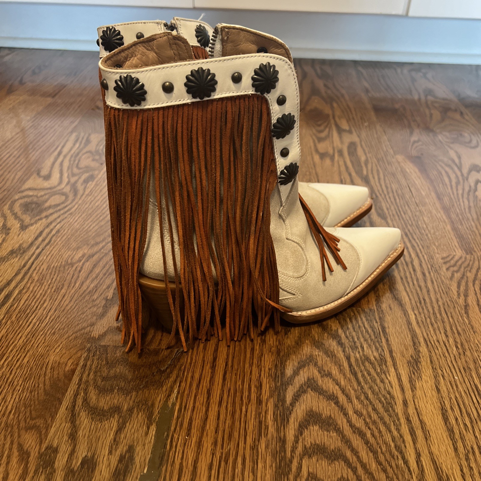 Women’s Mezcalero Eilen Dragon fire Boots Size 8