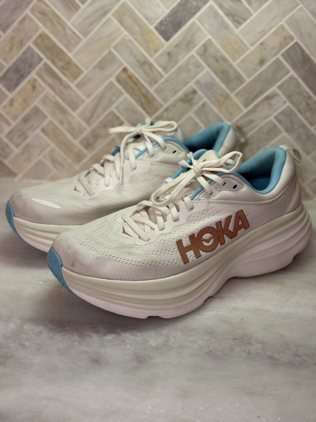 Hoka One One Bondi 8 1127952-FTRS Women’s 10.5 B Running Shoes Frost Rose Gold