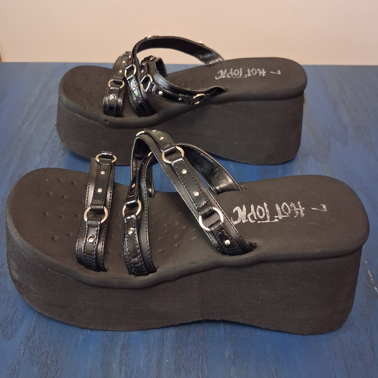 Vintage Y2K Hot Topic Platform Sandals Chunky Wedge Black Strap O-Ring Size 7