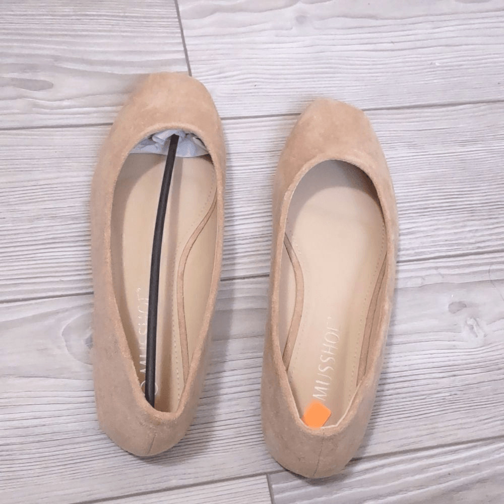 (58-4330) MUSSHOE Women’s Memory Foam Square Toe Flat Shoes Sz 9