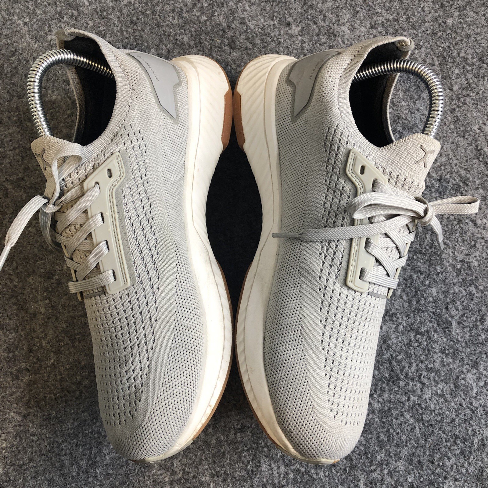 Flux Adapt Runner Gray Gum Womens Size 8.5 Mens Size 7 Running Workout Shoes