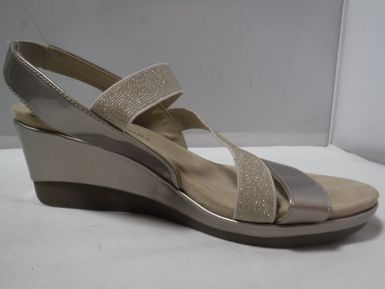 PF2 Women’s ANNE KLEIN Sport Peppina Gold Strappy Wedge Heel Sandals 10.5