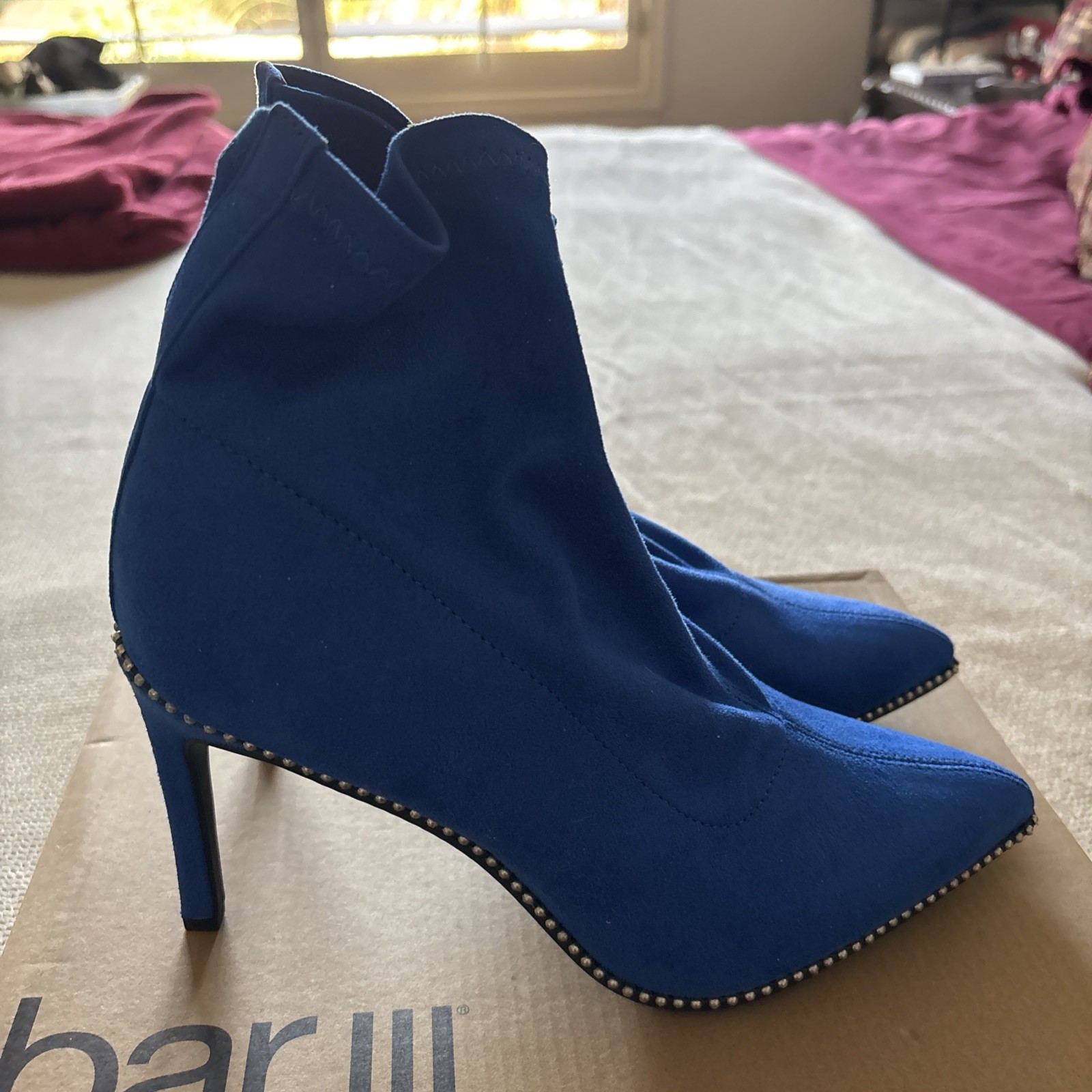 Gorgeous Bar III Cobalt Blue MelanaYF Suede Stiletto Booties Size 8M Box 31