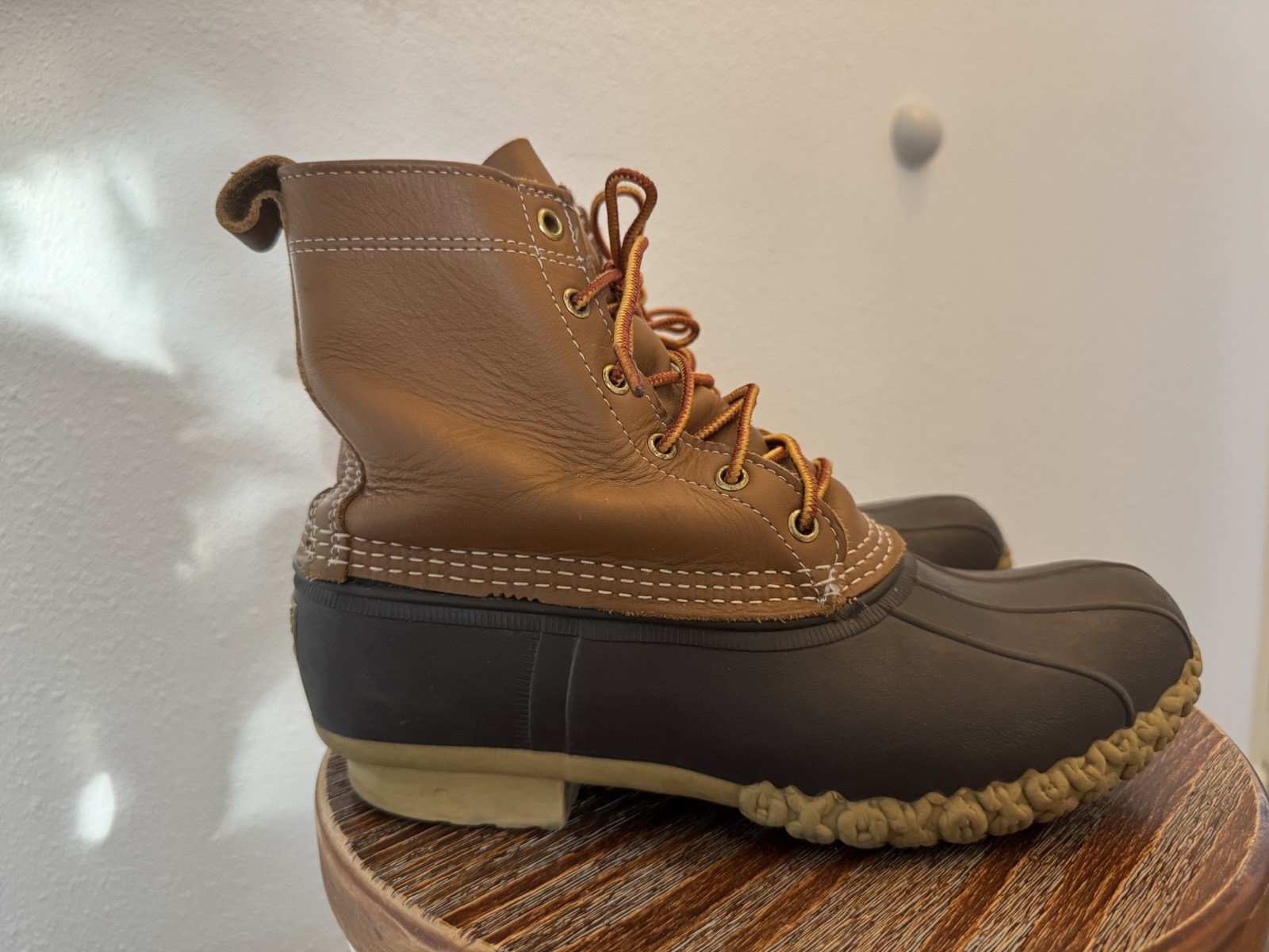 LL Bean Women’s Bean Boot Rolled Leather Classic; Women’s Size 10W or Men’s 8W