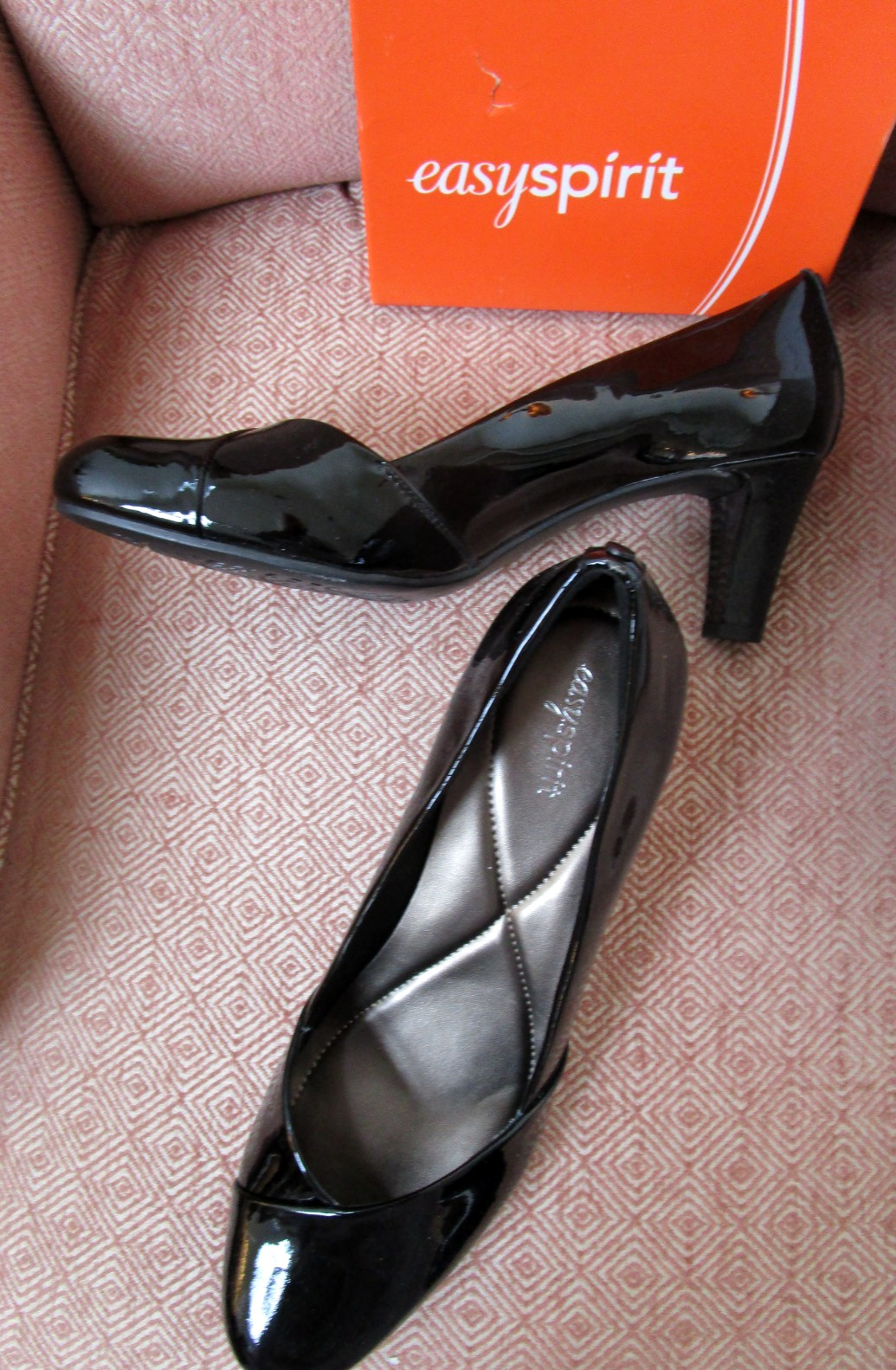 Easy Spirit Esalbie black patent leather pumps 2.75 » heels sz 11 Med New in box