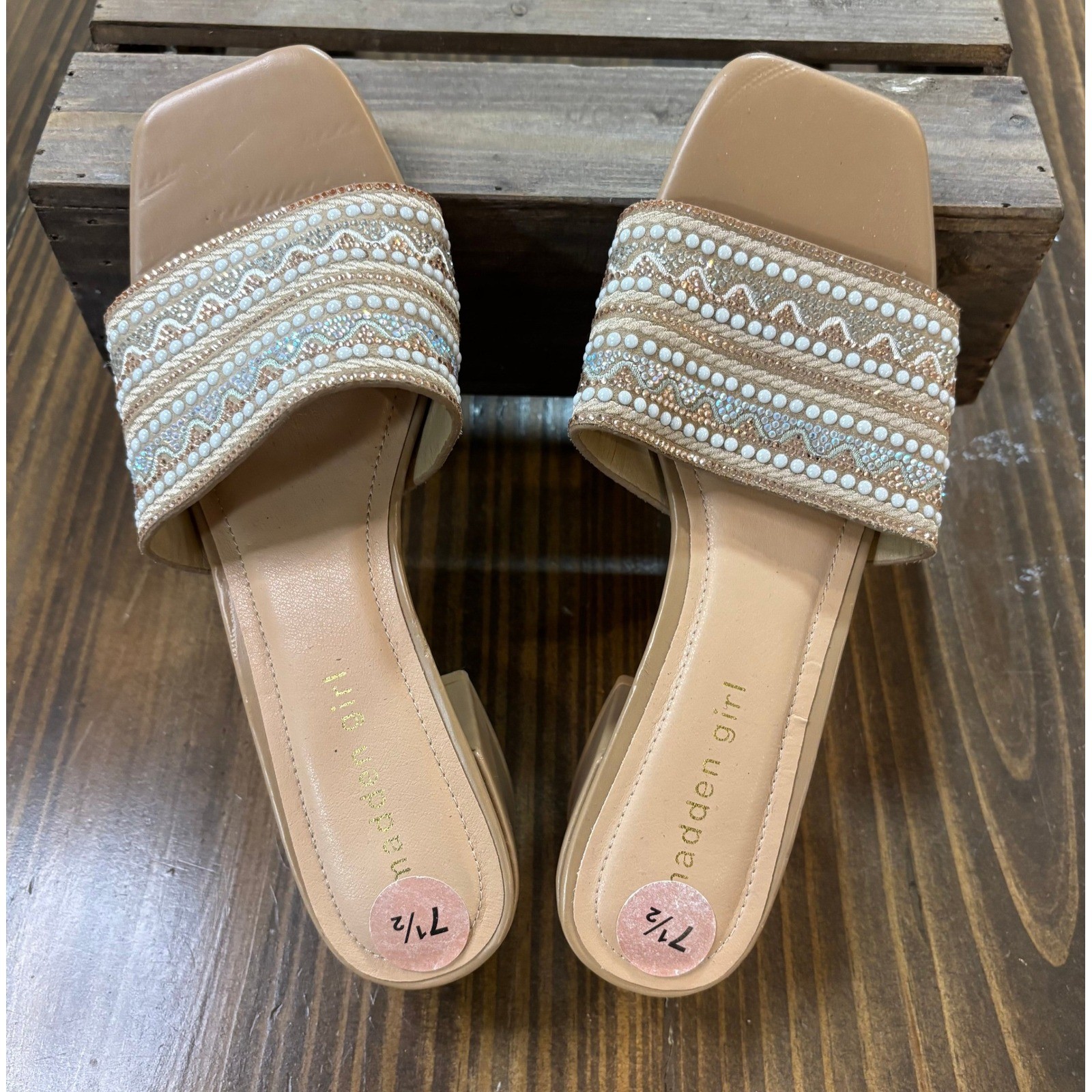 Madden Girl Womens Tan Beaded Rhinestone Block Heel Slide Sandals Size 7.5 Mule