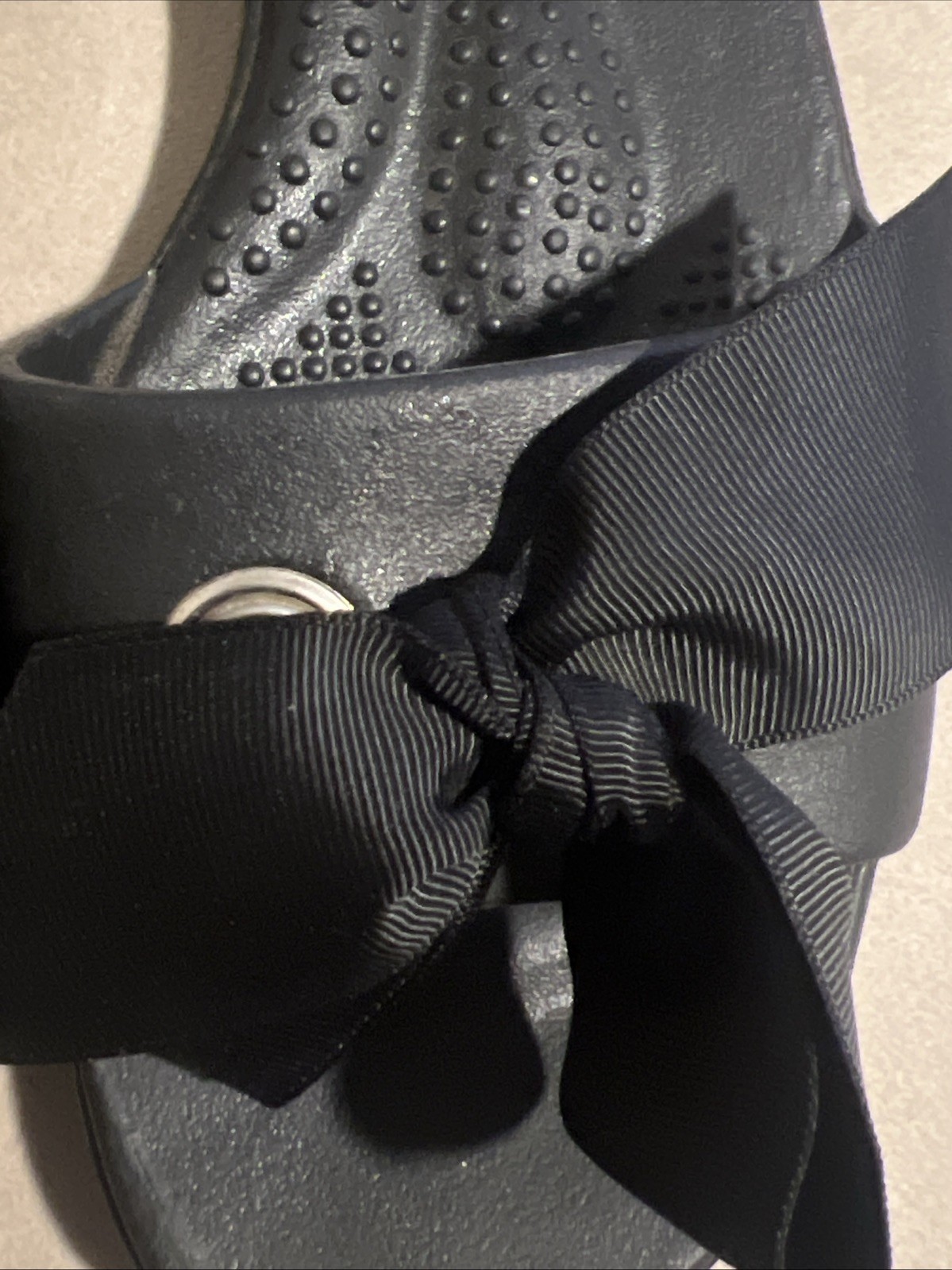 Oka-B Black Slip On Sandals with Bow Detail Women’s Sz M/L 8.5-9 Casual Comfort