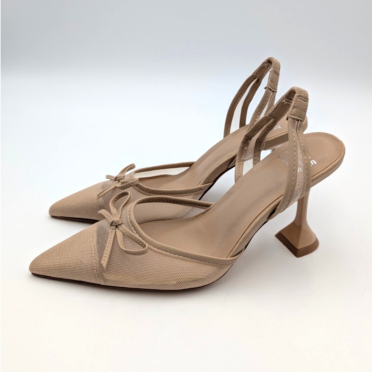 Chase and Chloe Sofie Heel Pump Pointed Toe Women’s Beige Size US5.5 EU35.5