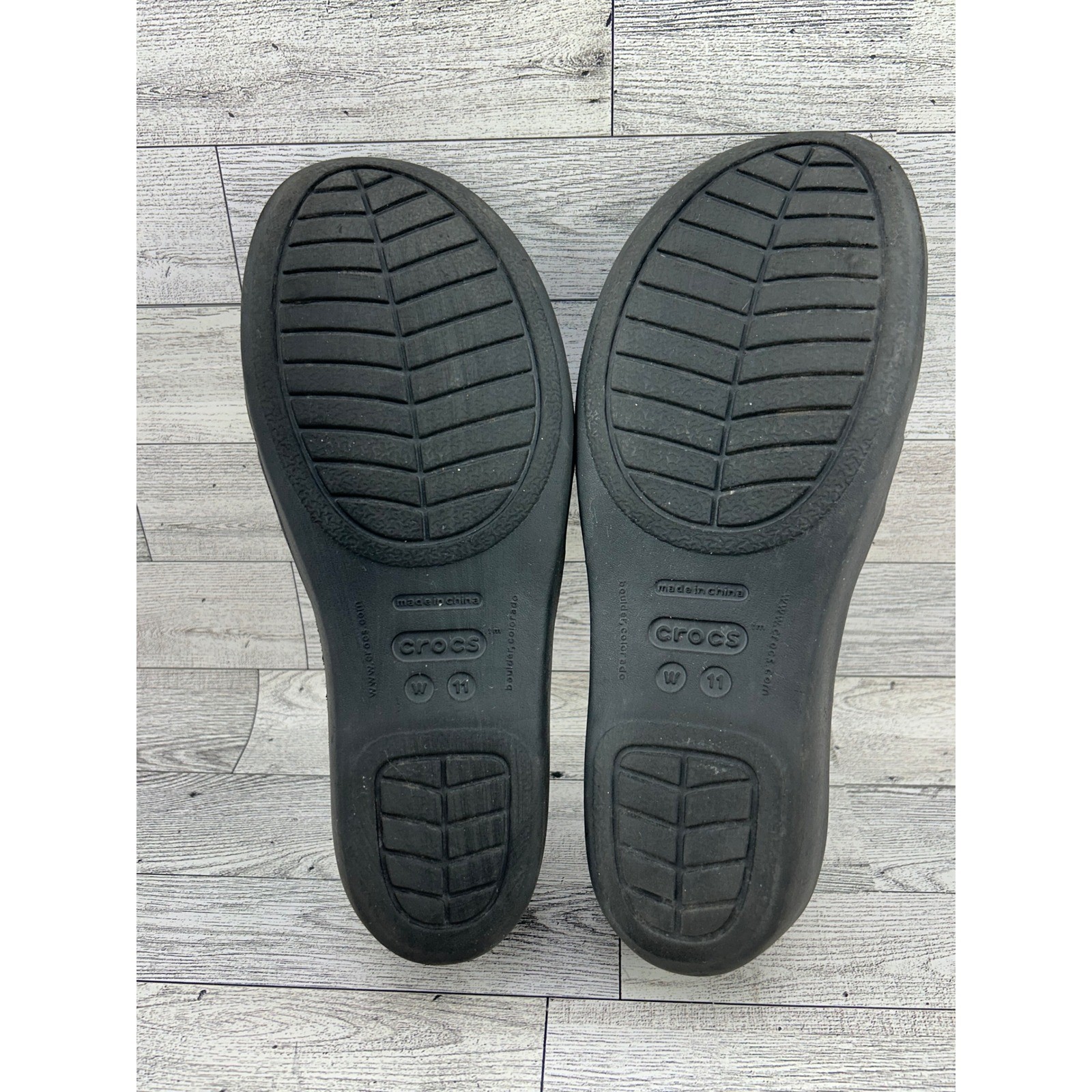 Crocs Women’s Rhonda Black Multi Strap Wedge Sandals Slides Comfort Size 11