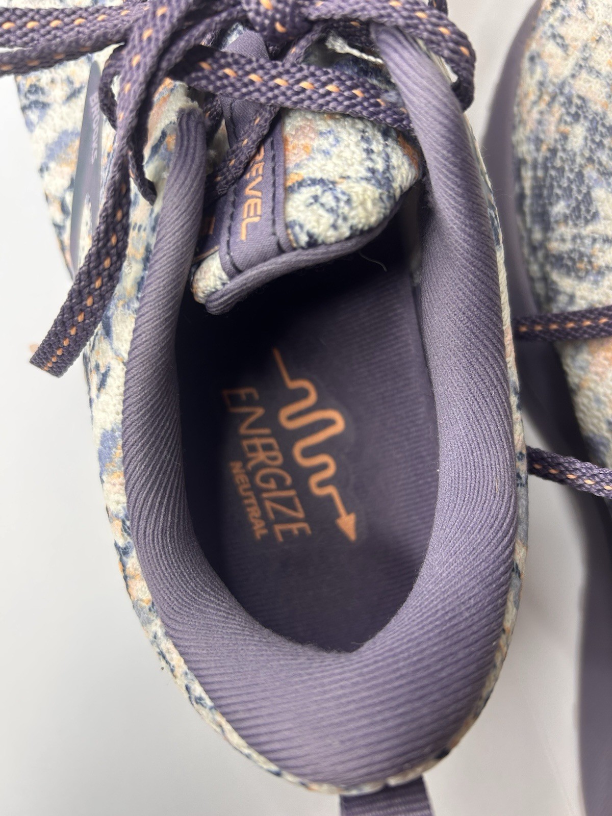 Brooks 1203611b164 Revel 5 Multicolor Running Sneakers Women Size 9 DNA purple