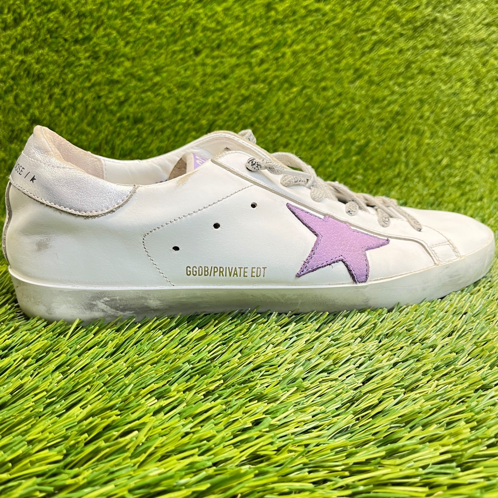 Golden Goose Super-Star Womens Size 10 White Athletic Leather Shoes Sneakers