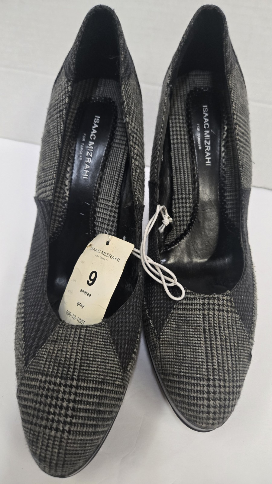 NWT Isaac Mizrahi for Target Andrea Plaid Platform Pumps Grey Black Heels Size 9