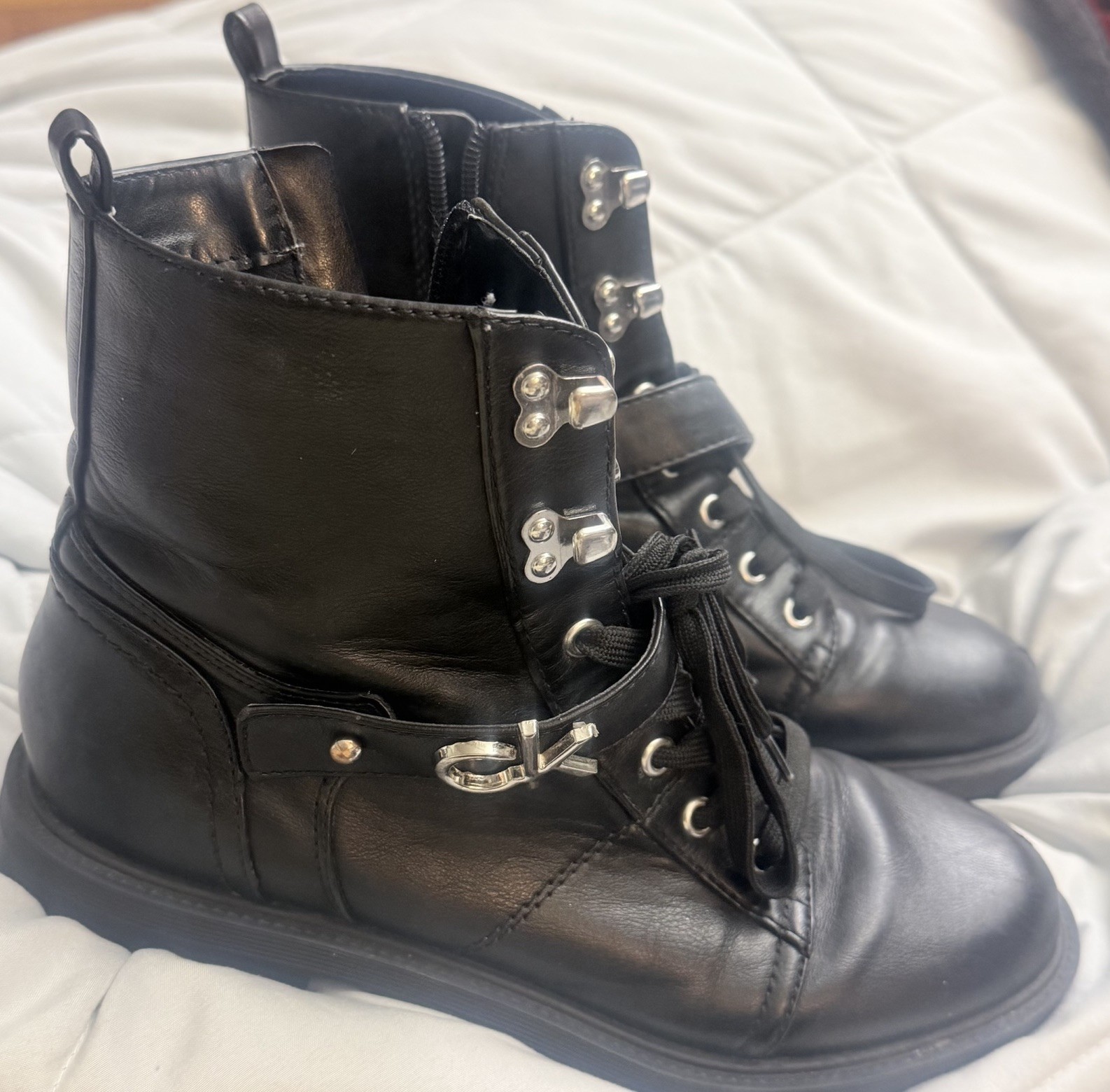 Calvin Klein Women’s Black Leather Combat Boots Size 8.5 Lace Up Logo Strap