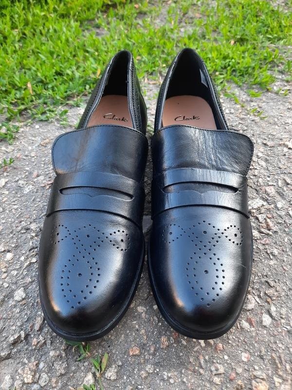 women clarks loafers black leather 39.5 #7A5A