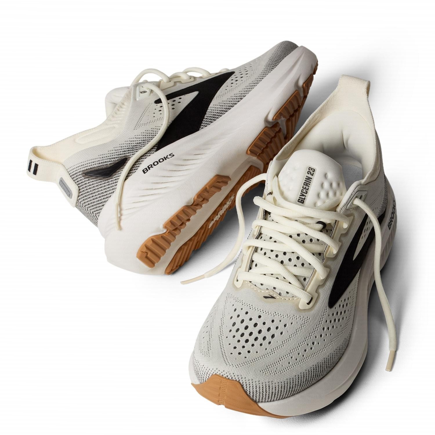 Brooks Women’s Glycerin 23 Running Shoes, White/Black (NEW)