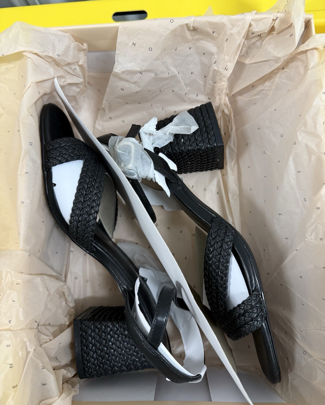 BCBG Generation Dahlia Sandal Size 6! New And Unworn In Box!!