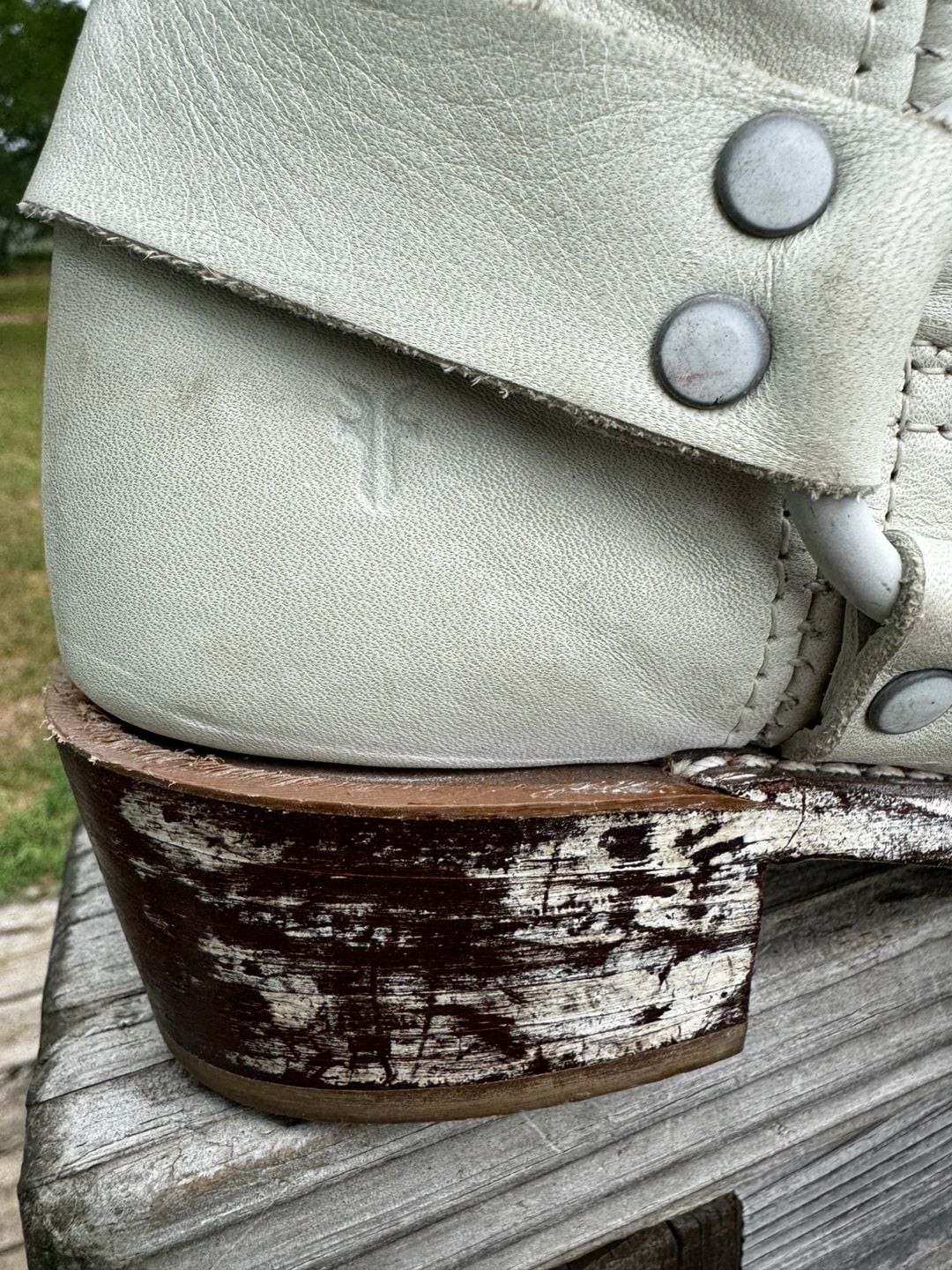 Frye Harness 12R Leather Engineer Boots in White