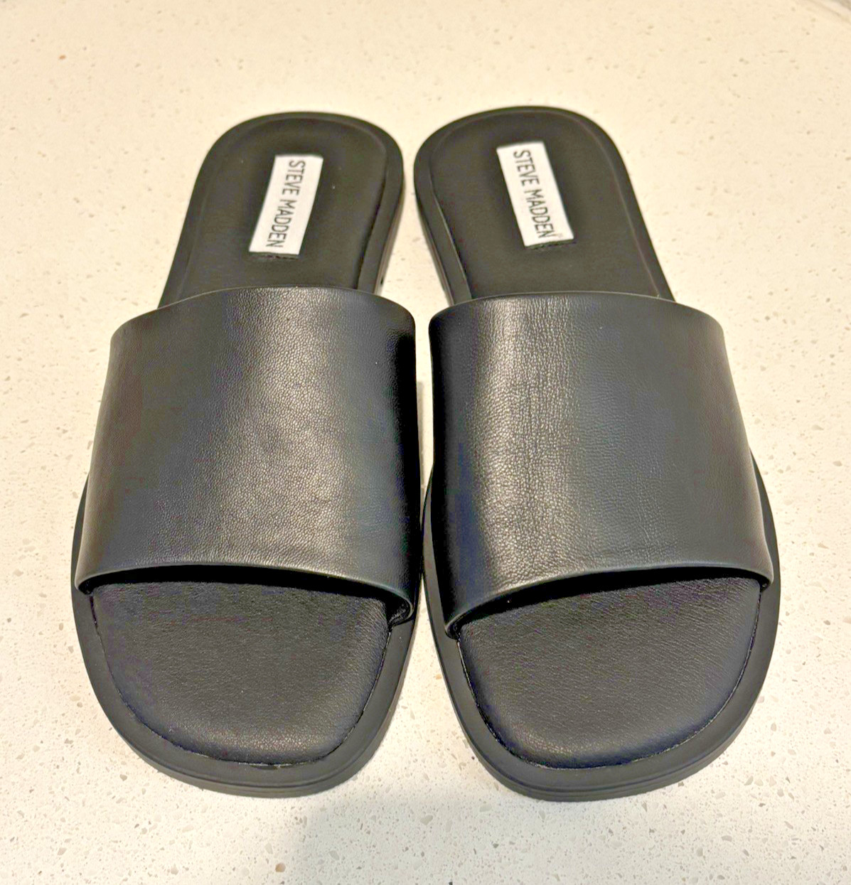 Steve Madden Women’s Black Leather Flats Slides 8.5 W Sandals NWOB