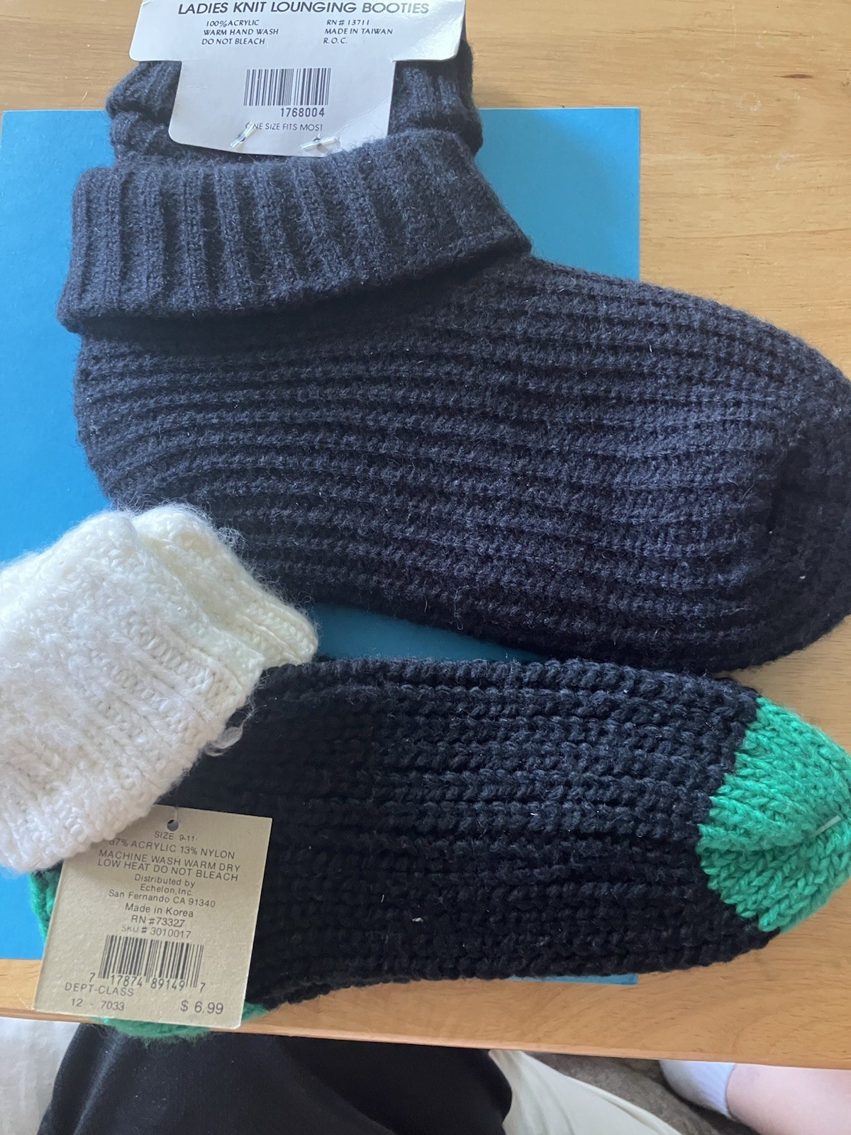 2 Pairs Of Comfy Knit Booties Socks, Lauren Rogers ( Fits Most) Feet-First 9-11