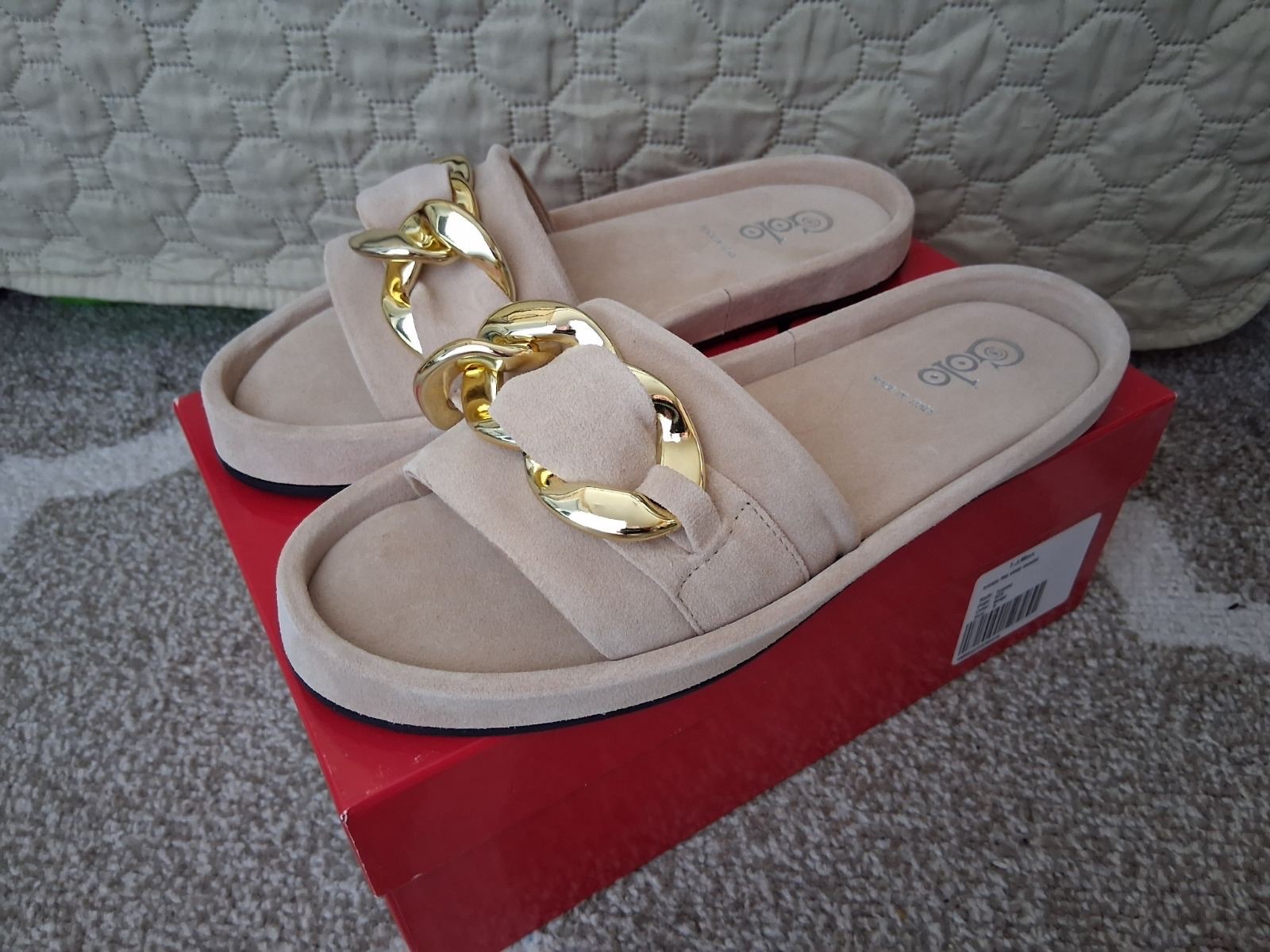 US 8,5 Made in Italy Suede Golo Trieste Slide Sandals Beige Gold Chain