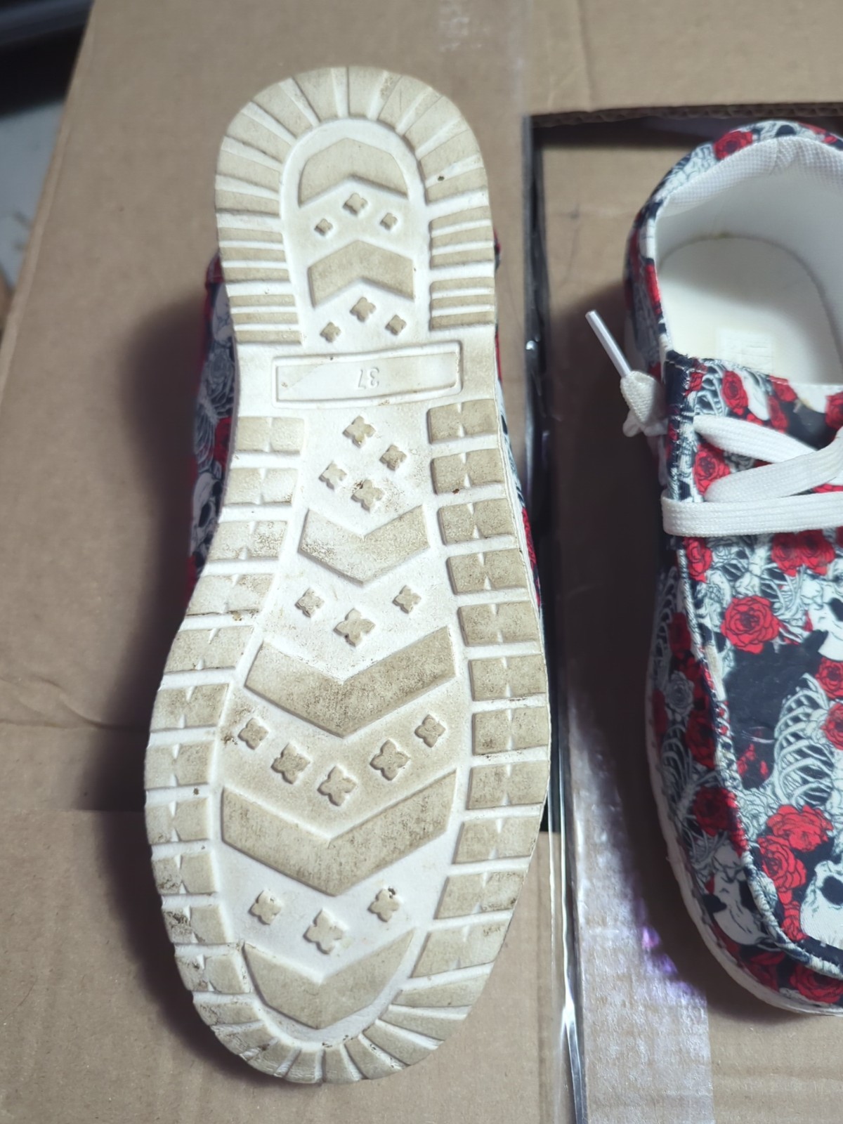 Womens shoes size 7-7.5 (various brand color see photos)