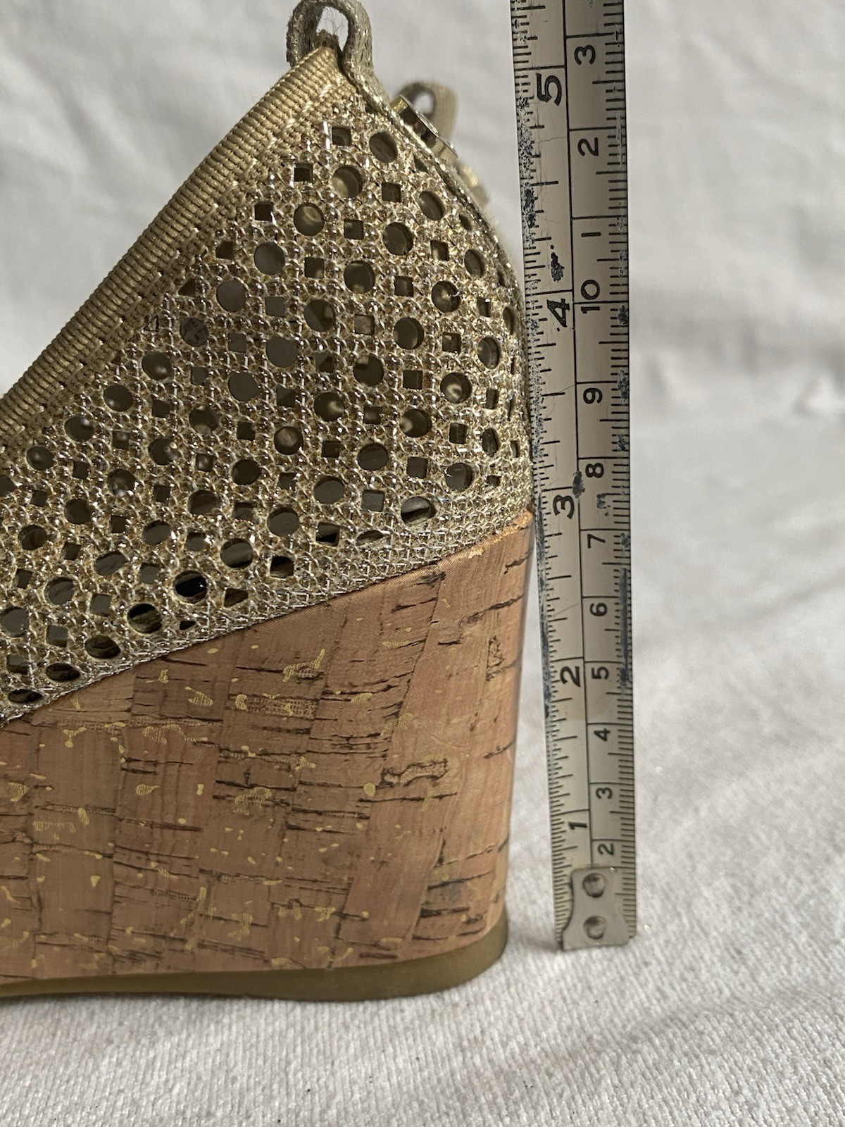Stuart Weitzman Caye Lace Beige Woven Cork Wedge Pumps Women’s