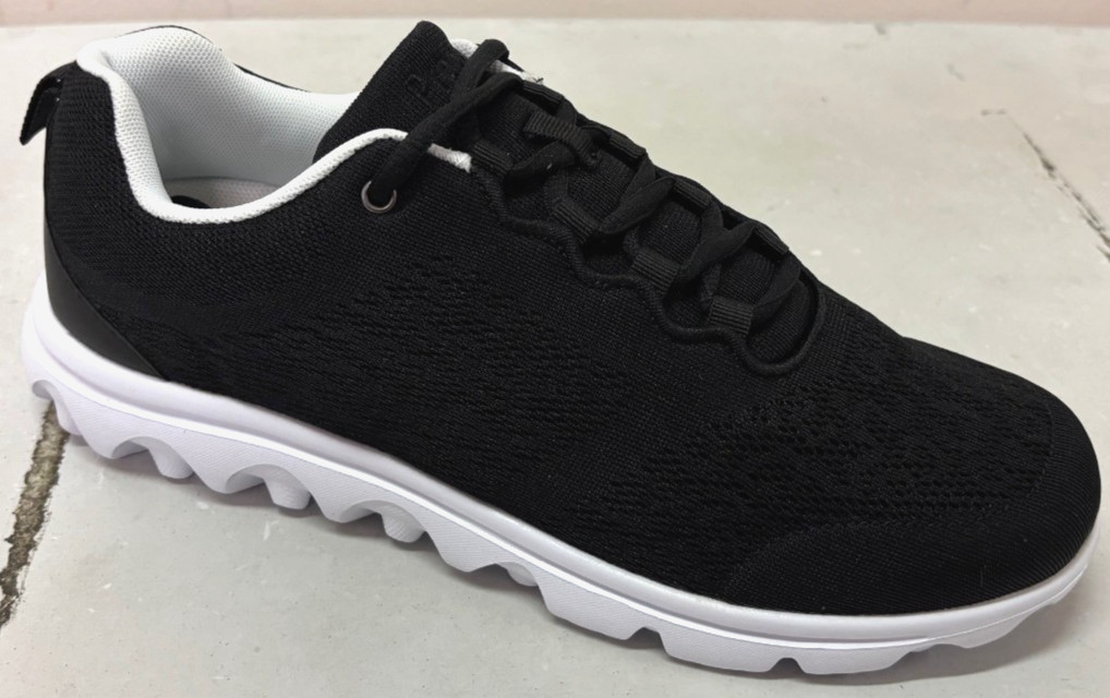Propet Women’s TravelActiv Sneaker W5102 Black, 11D