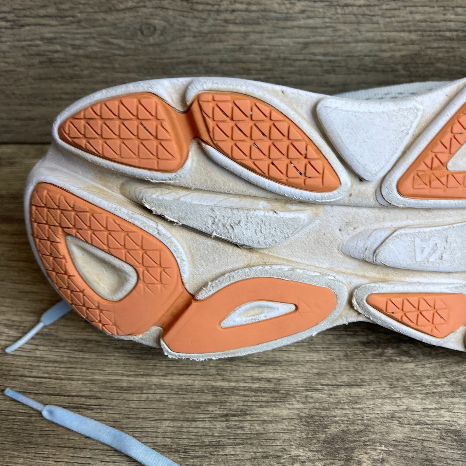 Hoka One One Bondi 8 1127952-SSCA Womens 10 B Running Shoes Summer Song Sneaker