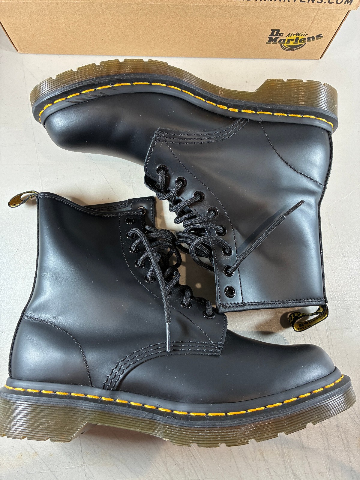NICE! Doc Martens 1460 W Black Womens Boots Size 8 11821006 Smooth Air Wair Dr.