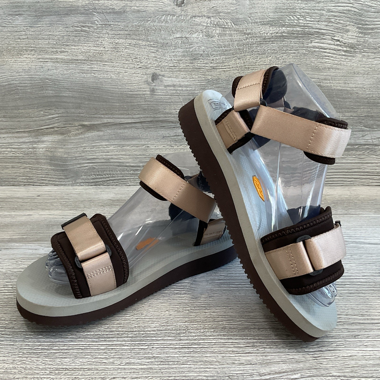 Suicoke CEL-VPO Womens Sandals Rose Gold Strappy Vibram Outdoor Adventure Size 8