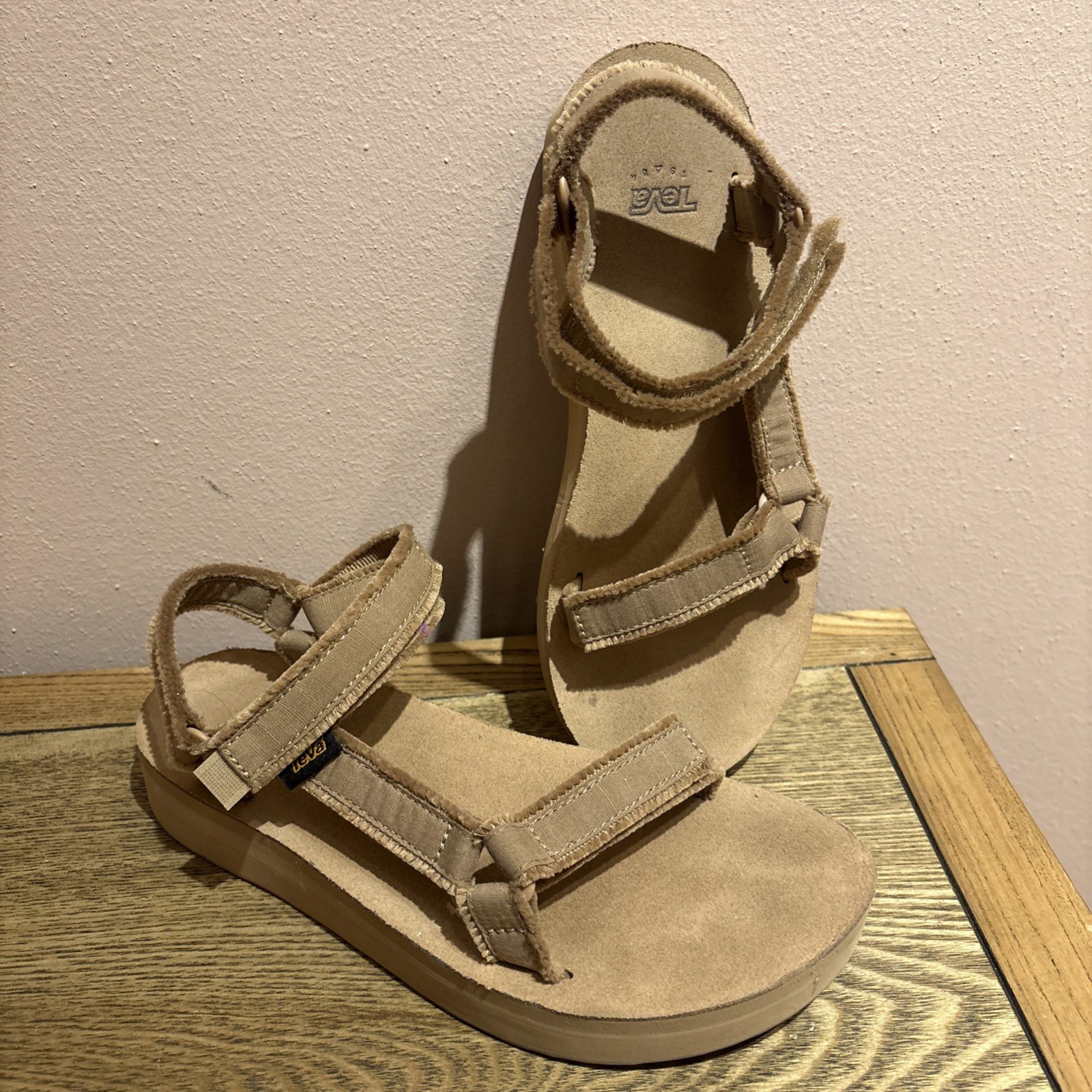 Teva Midform Universal Sandals Desert Sand Women’s Size 9