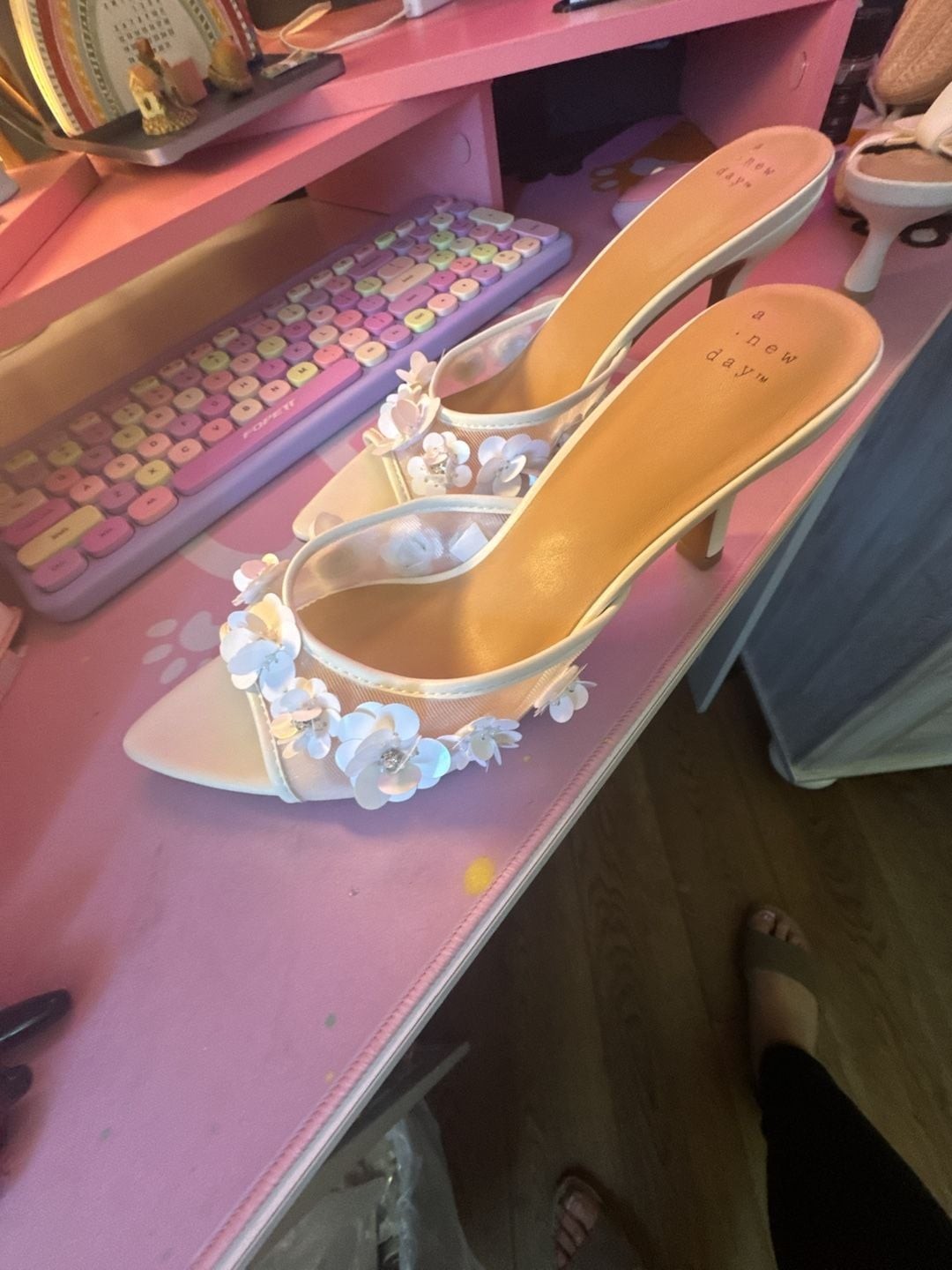 A New Day White Mesh Floral Applique Pointed Toe Kitten Heel Mules