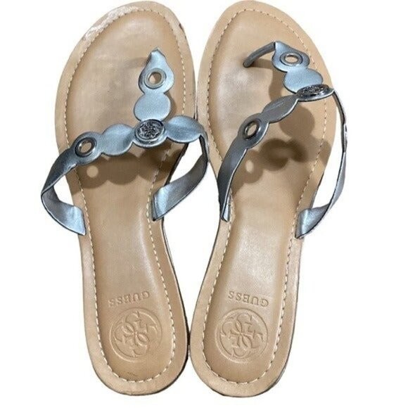 Guess Joyride sandals Scalloped Silver women 10M Beach Vacation Casual Cruise
