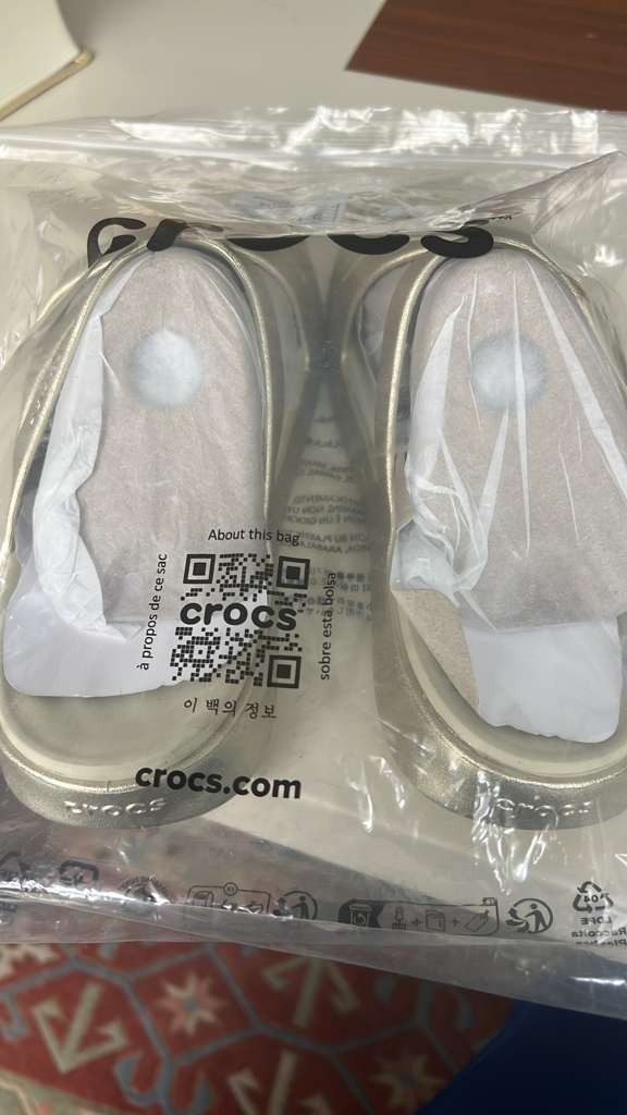 Crocs Getaway Metalic Strappy Size 6
